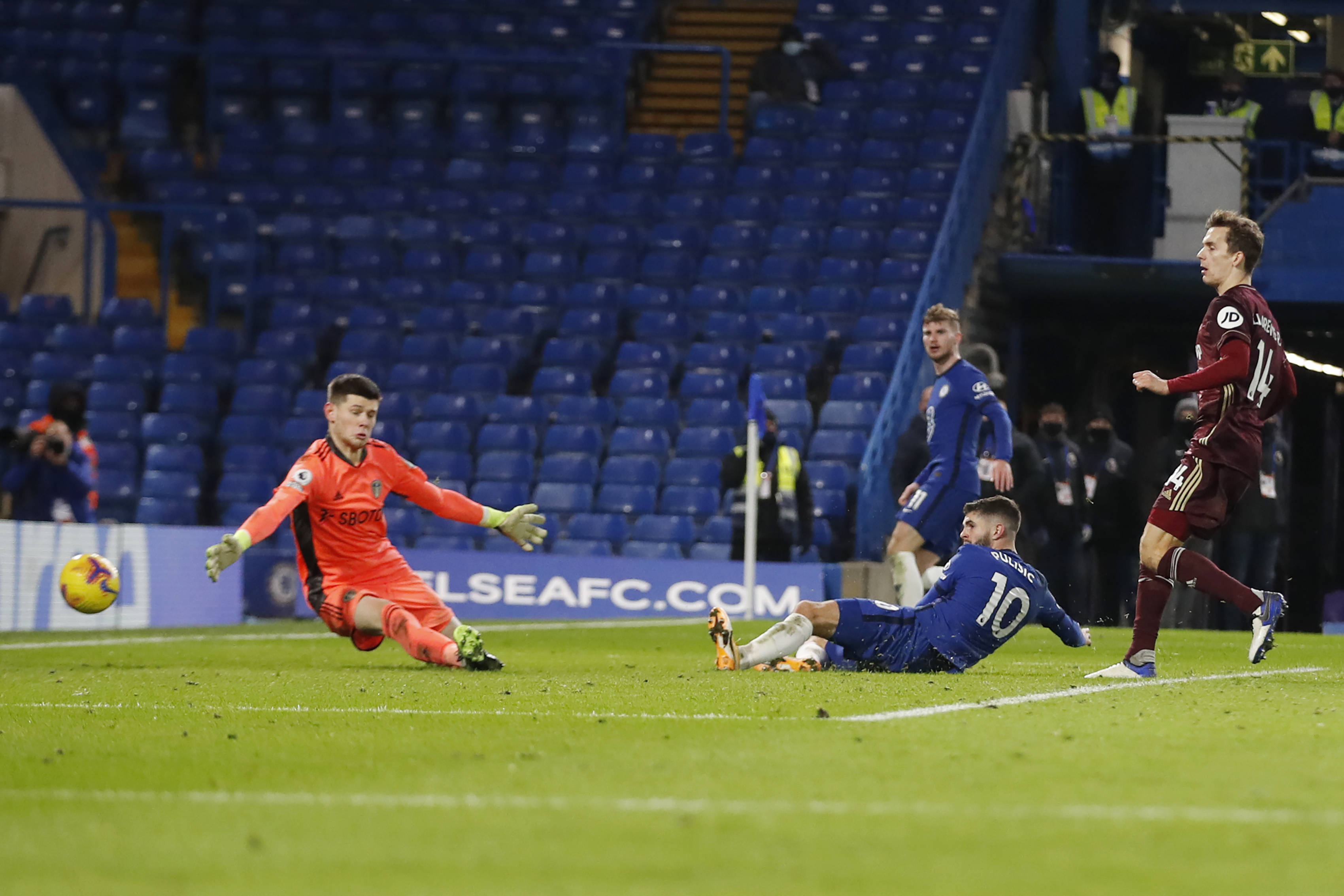 员和商人两 员和商人两