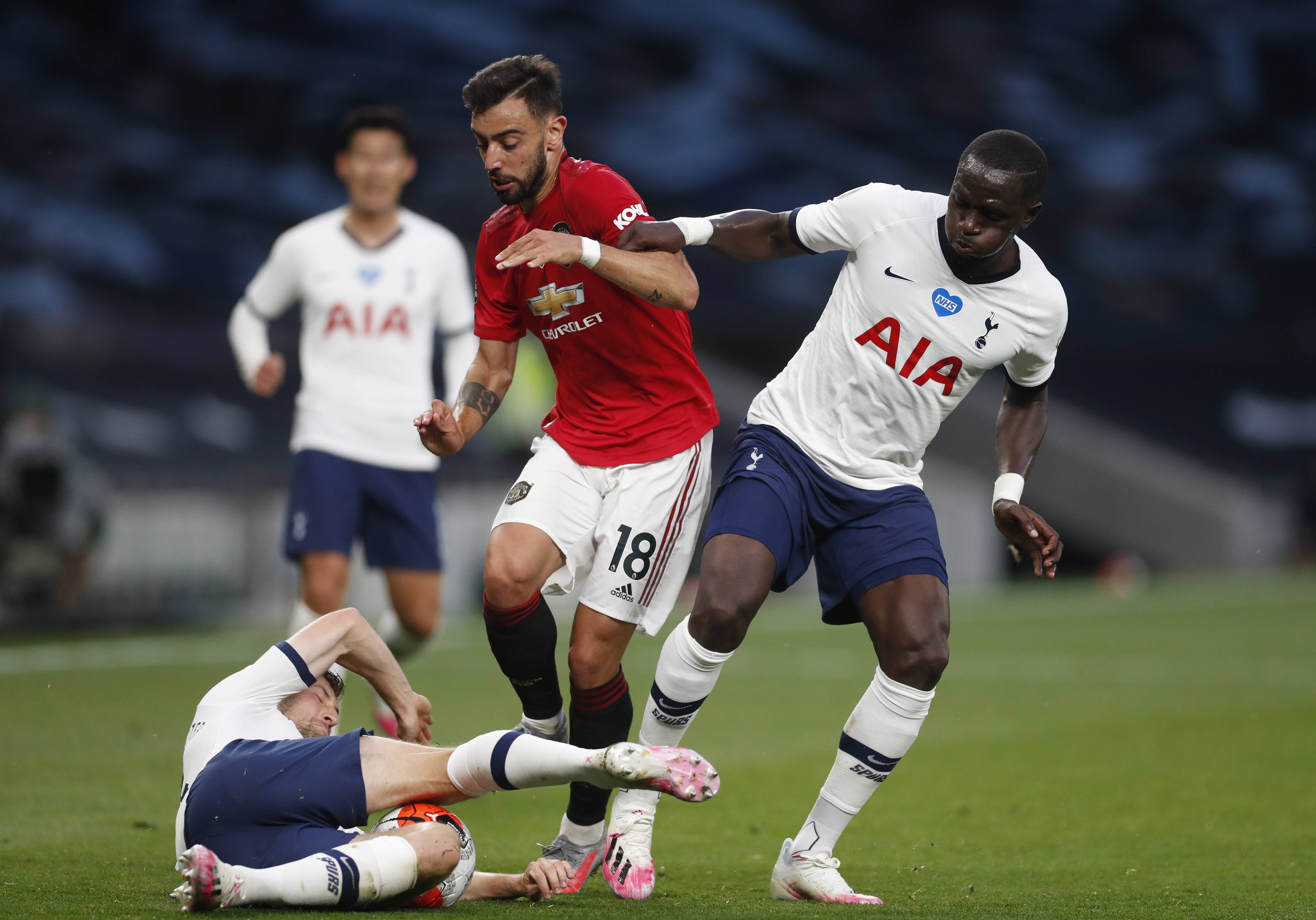 次止步半决 次止步半决